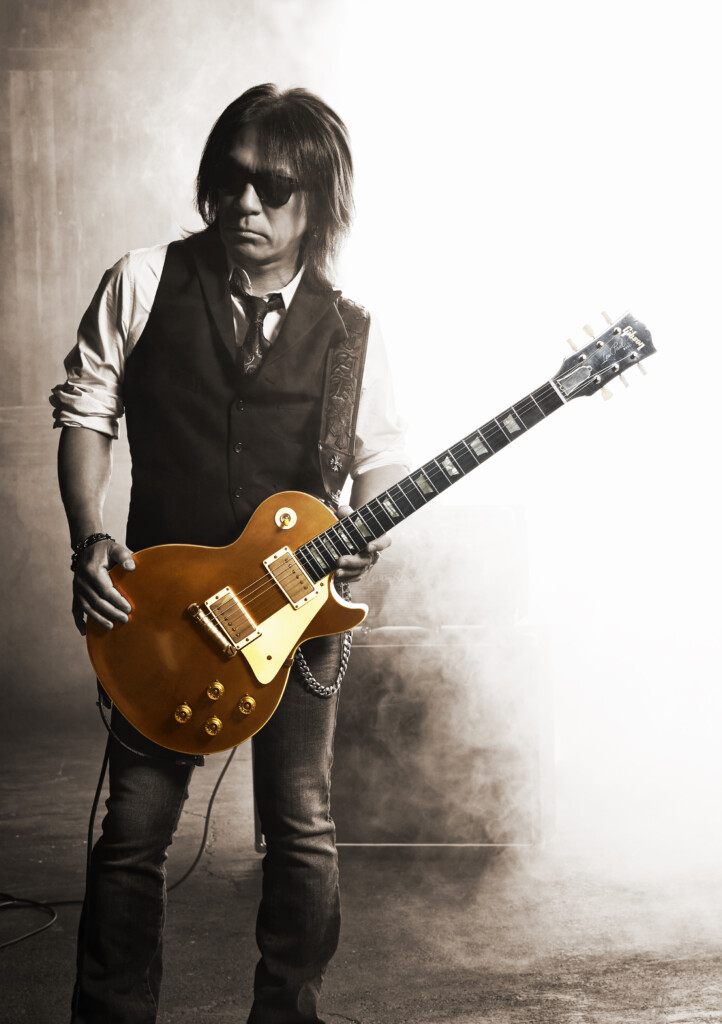 Gibson ロンT 松本孝弘 B'z TAK MATSUMOTO 白 Sサイズ - Tシャツ